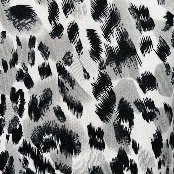 Doublju Animal Print Black & White Top(Size Medium) - Picture 3 of 4
